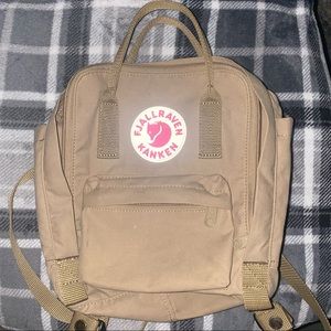 fjallraven kanken mini